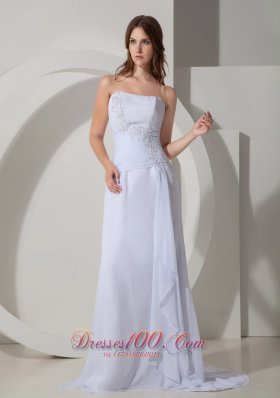 Clearence Sexy Column / Sheath Strapless Beach Wedding Dress Brush / Sweep Chiffon Beading