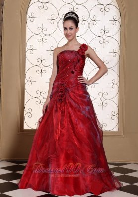 Clearence Wine Red One Shoulder Prom Dress For 2013 A-line Gown Hand Made Flowers In Organza