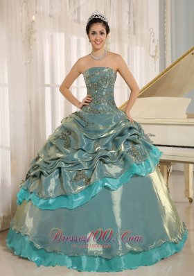 New Multi-color Embroidery Decorate Quinceanera Dress Clearance With Strapless In Oruro