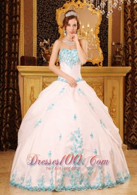 Discount White Ball Gown Sweetheart Floor-length Appliques Taffeta Quinceanera Dress