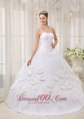 Exquisite White Quinceanera Dress Sweetheart Organza Appliques Ball Gown