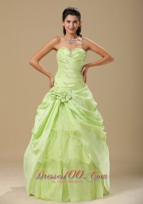 Yellow Green Hand Made Folwers and Ruched Bodice In Indianapolis For Prom Dress Pretty