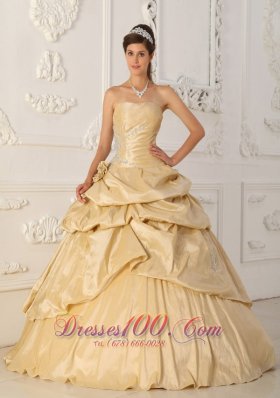 Cheap Modest Champagne Strapless Taffeta Beading Quinceanera Dress A-Line / Princess