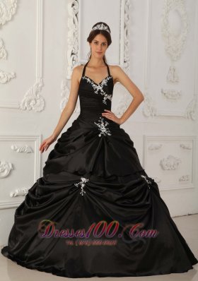 Cheap Pretty Black Quinceanera Dress Halter Taffeta Appliques A-Line / Princess