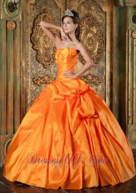 Sweet Orange Quinceanera Dress Sweetheart Taffeta Appliques Ball Gown  for Sweet 16