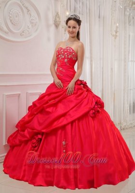 Red Ball Gown Sweetheart Floor-length Taffeta Appliques Quinceanera Dress