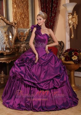 Puffy Informal Purple Quinceanera Dress One Shoulder Taffeta Beading Ball Gown