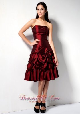 Burgundy A-line Strapless Knee-length Taffeta Pick-ups Prom Dress