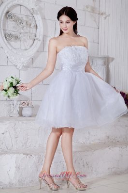 White A-line / Princess Strapless Short Prom Dress Organza Appliques Mini-length