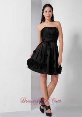 Customize Black A-line Strapless Ruch and Hand Made Flowers Bridesmaid Dress Knee-length Taffeta