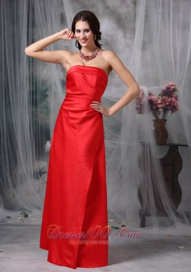 Red Elegant Bridesmaid Dress Column / Sheath Strapless Satin Floor-length