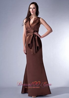 Formal Elegant Brown Cloumn V-neck Bridesmaid Dress Satin Ruch Floor-length