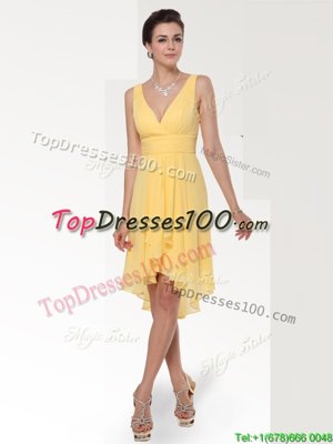 Chiffon V-neck Sleeveless Zipper Ruching Cocktail Dresses in Yellow