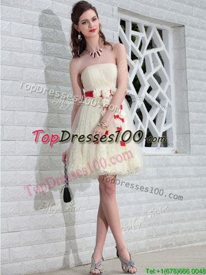 Sleeveless Tulle and Lace Floor Length Backless Cocktail Dresses in White for with Belt and Hand Made Flower