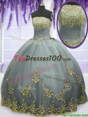 Dramatic Grey Ball Gowns Tulle Strapless Sleeveless Appliques Floor Length Zipper Quinceanera Gown
