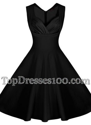 Black Satin Zipper Sweetheart Sleeveless Knee Length Cocktail Dresses Ruching