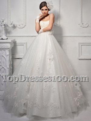 White Ball Gowns Tulle Sweetheart Sleeveless Beading and Appliques and Hand Made Flower Floor Length Lace Up Wedding Dresses