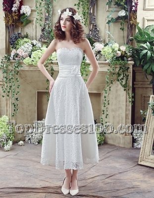 Elegant Lace Strapless Sleeveless Lace Up Lace and Hand Made Flower Wedding Dresses in White