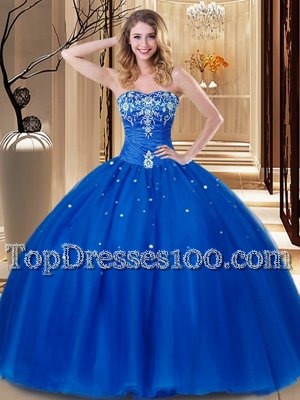 Charming Royal Blue Ball Gowns Beading and Embroidery Vestidos de Quinceanera Lace Up Tulle Sleeveless Floor Length