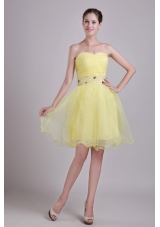 Yellow A-line Sweetheart Short Organza Beading and Ruch Prom / Cocktail Dress