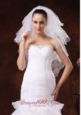 Four-tier Elbow Wedding Veil With Pencil Edge