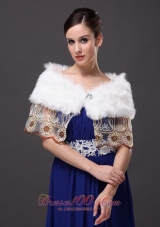 Hottest Faux Fur V-Neck Prom White Rhinestone Wraps / Shawls