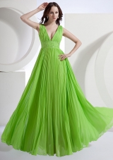 A-Line V-neck Chiffon Floor-length Pleat Prom Dress