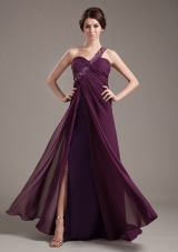 Appliques With Beading Decorate Bodice Brush Train Burgundy Chiffon 2013 Prom Dress