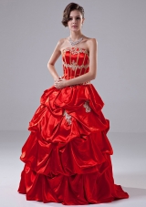 Appliques A-Line Taffeta Floor-length Strapless Quinceanera Dress Red