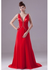 Sexy Red Prom Dress With Beading V-neck and Brush Train