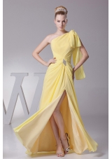 Light Yellow One Shoulder and High Silt For Prom Dress