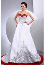 2013 New Arrival Wedding Dress With Embroidery and Beading Sweetheart A-line Chapel Train