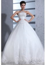 Ball Gown Strapless Lace Appliques Wedding Dress with Chapel Train