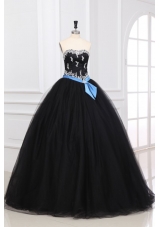 Sweetheart Appliques Decorate Organza Quinceanera Dress in Black