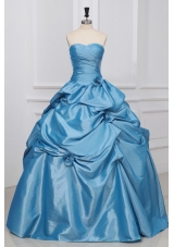 Sweetheart Hand Made Flowers Taffeta Quinceanera Dress in  Light Blue