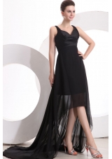 Black V-neck High-low Ruche Decorate Prom Dress with Sweep Train