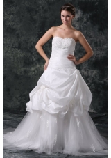 Luxurious A-Line Sweetheart Appliques and Beading Lace Up Wedding Dress