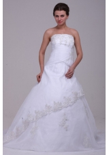 Strapless Court Train Organza Appliques Lace Up Wedding Dress