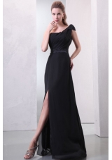 One Shoulder Black Ruche and Silt Chiffon Prom Dress in Full Length