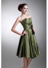 Simple Green Column Sweetheart Knee-length Ruching Prom Dress