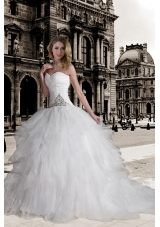 Fashionable Ball Gown Sweetheart Court Train Beading Wedding Dress with Beading