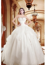 On Sale Appliques Strapless Chapel Train Wedding Dresses with Beading