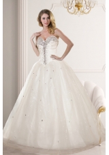 2015 Pretty Sweetheart Sleeveless Wedding Dresses with Beading