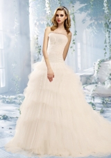 Beautiful Ball Gown Appliques Wedding Dress With Ruffled Layers