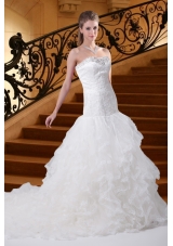 Mermaid Strapless Court Train Fashionable Wedding Dress with Appliques