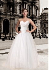 Romantic Sweetheart Brush Train White Wedding Dresses with Beading