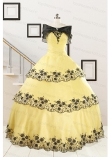 Pretty Ball Gown Appliques Quinceanera Dress for 2015