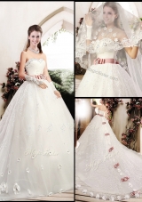 Lovely Sweetheart Lace Appliques and Bowknot Wedding Dresses with Chapel Train