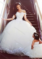 Sophisticated Off the Shoulder Luxurious Wedding Dresses with Bowknot and Romantic Strapless Flower Girl Dress with Bowknot