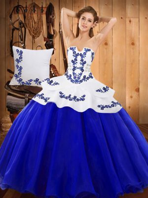 Sleeveless Floor Length Embroidery Lace Up Quinceanera Dresses with Royal Blue